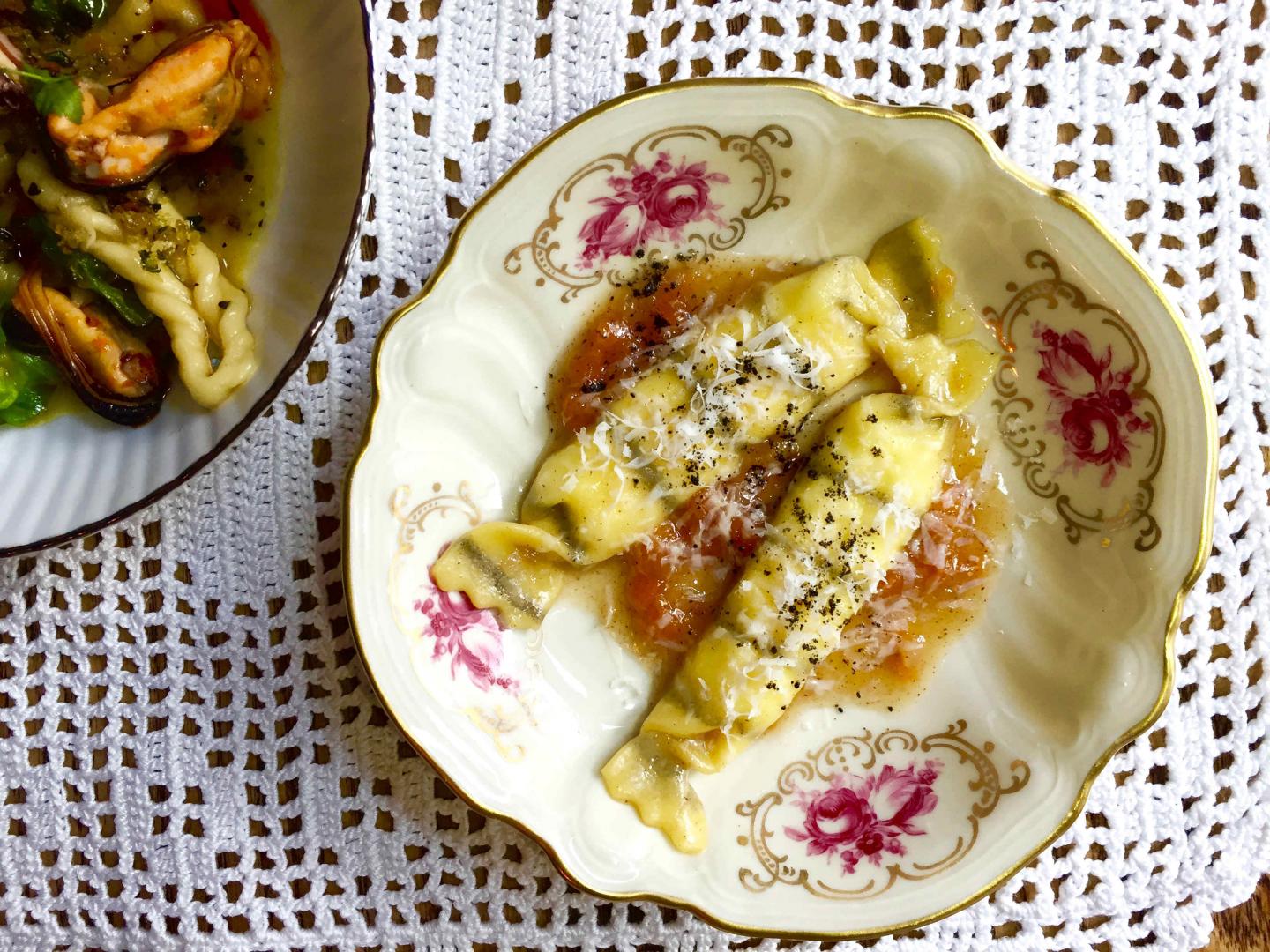 pasta-omakase_buffalo-milk-caramelle_black-sesame-persimmon3