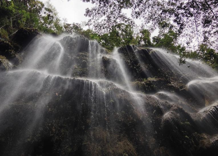 tumalog-falls-oslob-philippines