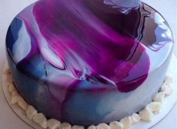 These Mirror Cakes Are Seriously Cool