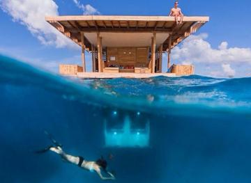 This Underwater Airbnb Is As Close As You’re Gonna Get To Living Under The Sea