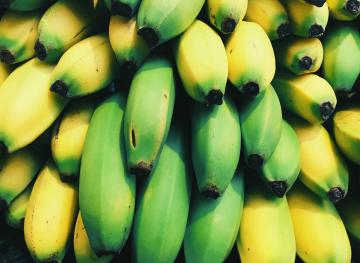 Why The Health-Obsessed Are Eating Banana Peels