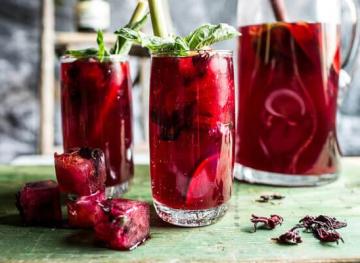 These 10 Refreshing Iced Teas Will Transport You To Your Grandma’s Porch
