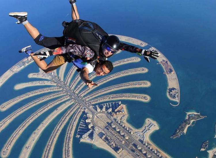 Best Skydiving Locations In The World Will Test Your Limits