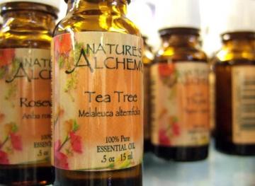 5 Weird Ways Tea Tree Oil Can Improve Your Health