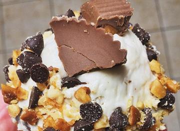 22 Killer Candy Bar Desserts You Need, Like, Yesterday