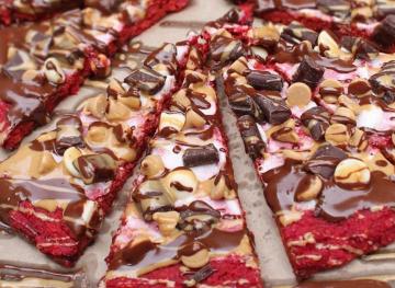 12 Dessert Pizzas That Will Fuel Your Pie Obsession