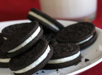 9 Weird Facts About Oreos That Will Blow Your Mind