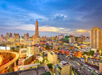 You Can Fly Roundtrip From The U.S. To Bangkok For $564
