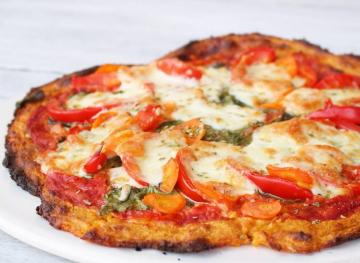 7 Low-Carb Pizza Crust Alternatives That Are As Good As The Real Thing