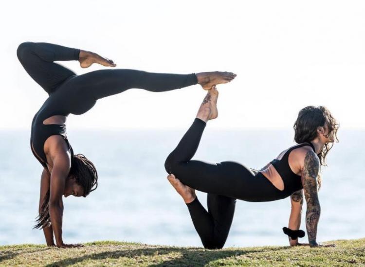 Partner yoga poses Stock Photos, Royalty Free Partner yoga poses Images |  Depositphotos