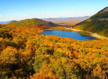 When And Where You’ll Find The Best Fall Colors In The U.S.