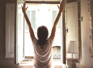 5 Stretches In Bed That Will Totally Transform Your Morning