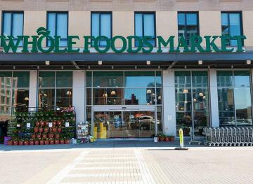 People Are Seriously Pissed Off With Whole Foods Under Amazon’s Reign