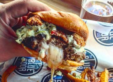 Here’s Some Juicy Lucy Food Porn To Satisfy All Of Your Cheesy Cravings