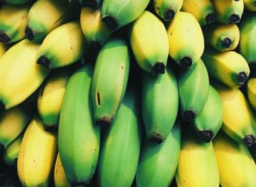 Here’s How You Can Keep Your Bananas From Ripening Too Quickly