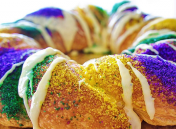Here’s A Little King Cake Food Porn That’ll Get You In The Mardi Gras Spirit