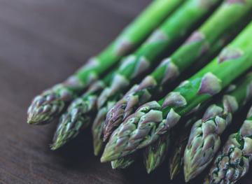 Science Connects A Compound In Asparagus With The Spread Of Breast Cancer