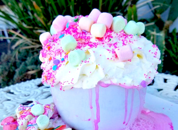 This Unicorn Hot Chocolate Lets You Live Out All Of Your Pink Fantasies