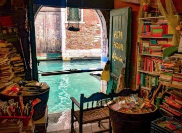This Charming Bookstore Has The Most Incredible Views Of The Venice Canals