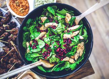 Here’s Why You Should Actually Eat Your Salad After Your Main Meal