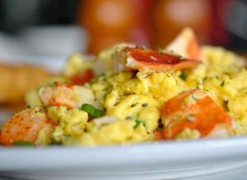 5 Easy Ways To Amp Up Your Scrambled Egg Game