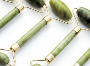 If You’re Thinking About Jumping On The Jade Rolling Trend, Read This First