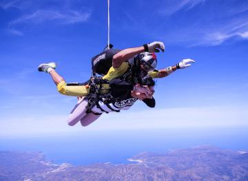 Everything You Need To Know Before Going Skydiving