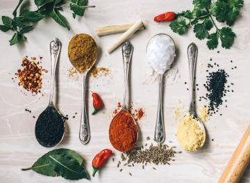 This Common Spice Duo Is A Natural Miracle Worker For Inflammation