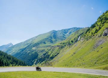 Motorcycling Honeymoons For You And Your Biker Bae