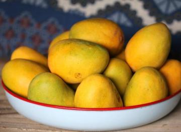 5 Juicy Health Benefits Of The Perfect Ripe Mango