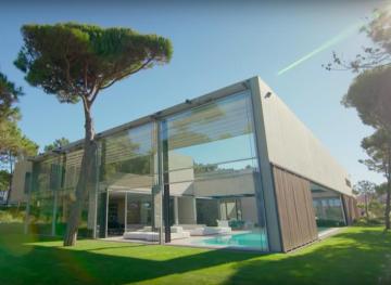 ‘The World’s Most Extraordinary Homes’ On Netflix Will Give You Major Wanderlust