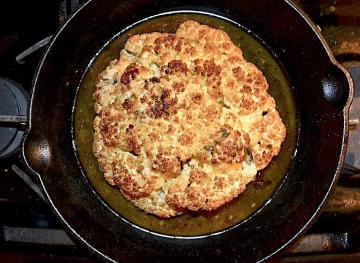 Add This One-Skillet Roasted Cauliflower To Your Dinner Agenda