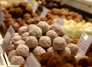 Cocoa Fanatics, There’s A Chocolate Tasting Job In Italy For Ferrero Rocher