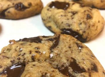 This Brown Butter And Dark Chocolate Chip Cookie Recipe Is The Be-All And End-All