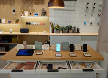 Google’s Holiday Pop-Up Shops Are Full Of Instagrammable Techie Fun