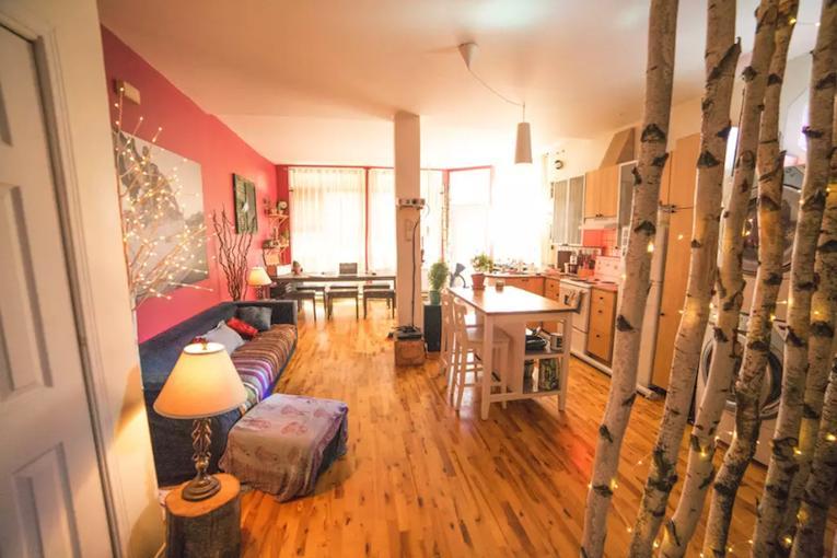 montreal loft airbnb