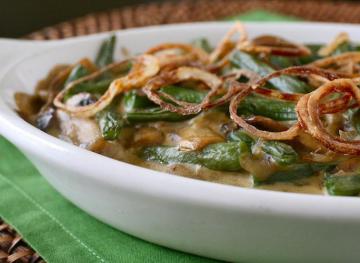 This Is The Ultimate Green Bean Casserole Recipe