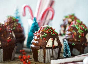 Why You Should Allow Yourself To Indulge During The Holidays