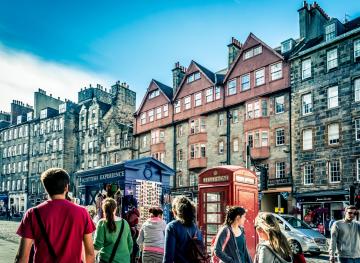 Here’s How To Visit Edinburgh On The Cheap