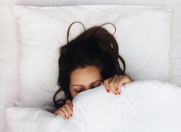 This Is How Your Body Consumes Energy While You Sleep