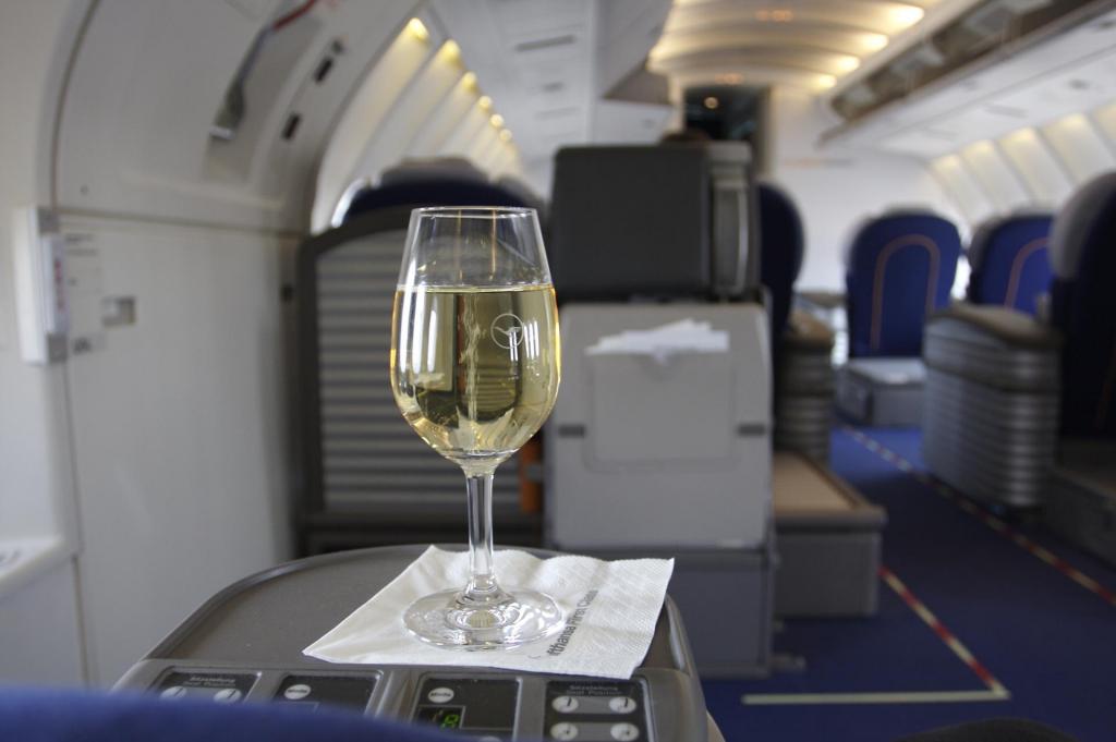 best luxury airlines