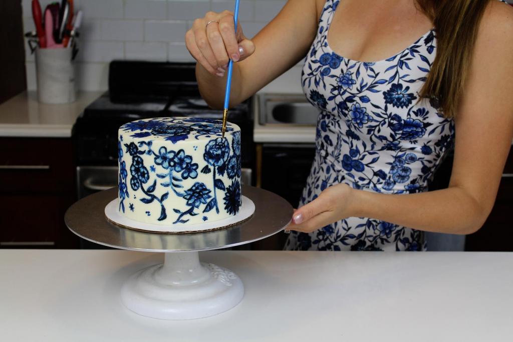 chelsweets blue floral cake